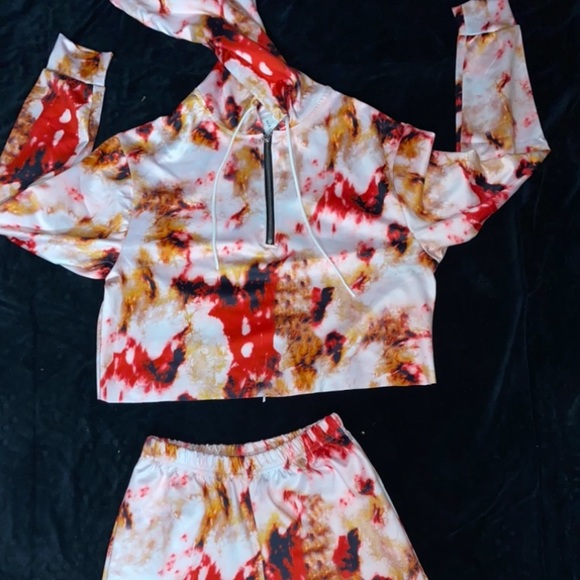 Super Cute and Trendy Two Piece Set - Picture 2 of 4